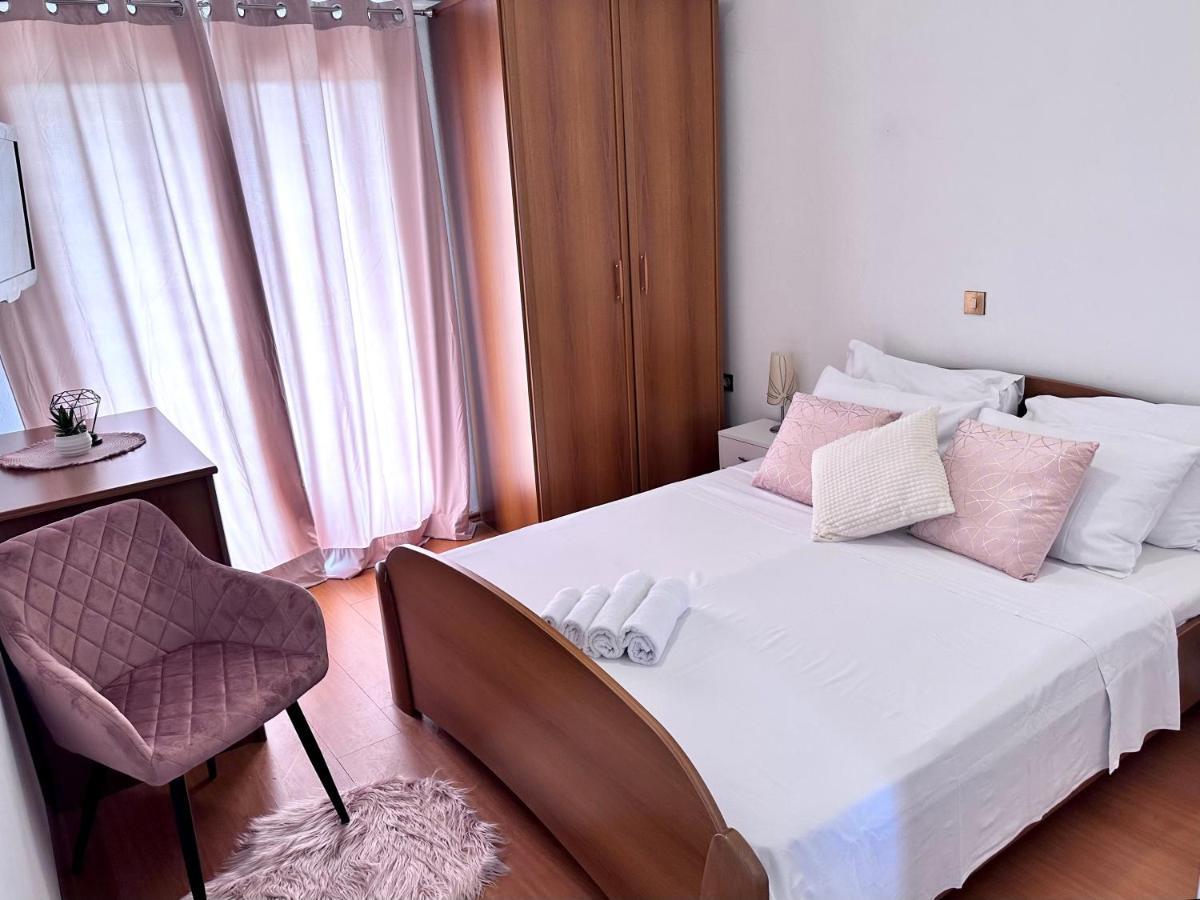 Apartments With A Parking Space Lopar, Rab - 14070 Exterior foto