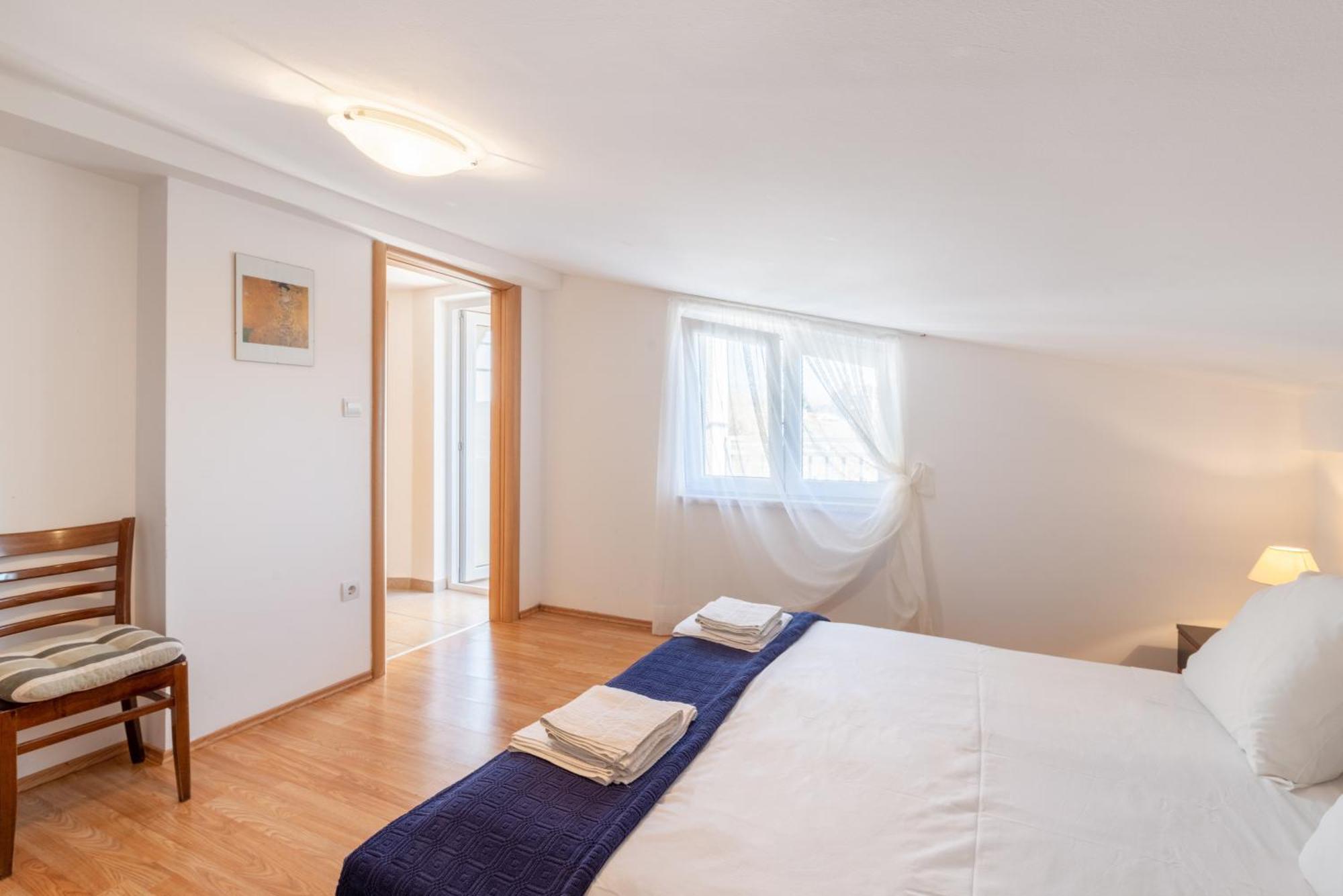 Apartments With A Parking Space Lopar, Rab - 14070 Habitación foto